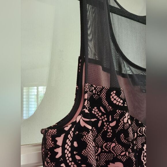 Black Velvet and Pink Dress -New! - Picture 9 of 12